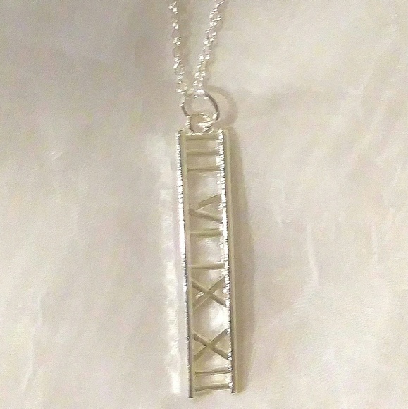 .925 Roman Numerals Necklace - Picture 1 of 3